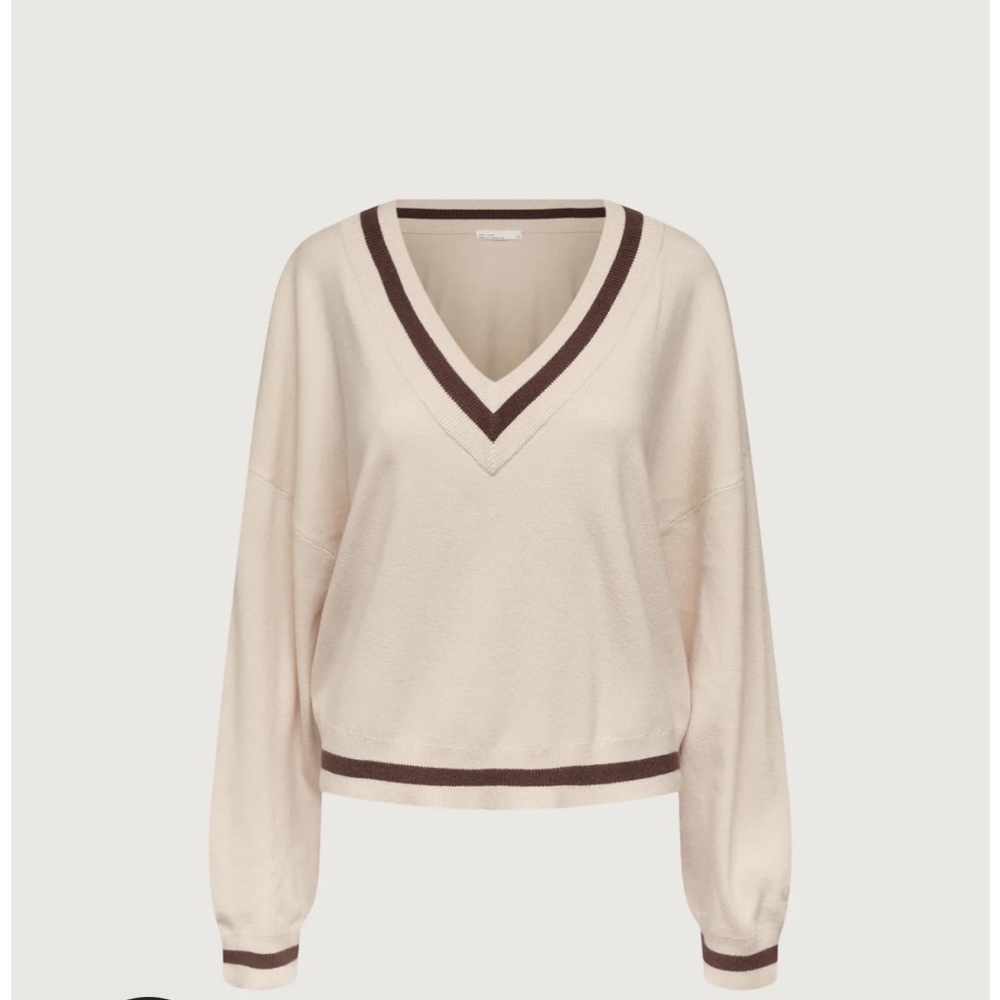 OAK + FORT Varsity V-Neck Sweater in Cream